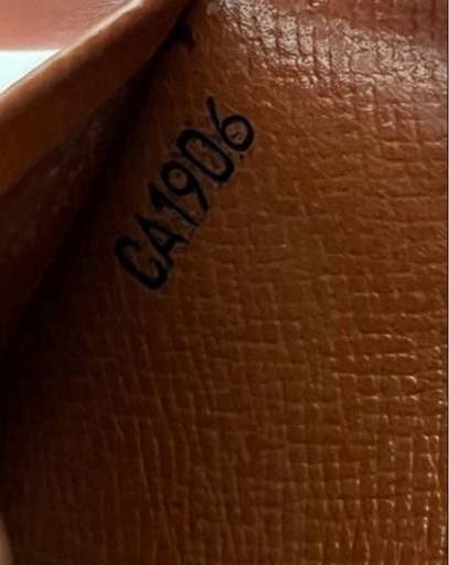 Charles & Keithバッグ・Louis Vuitton 財布　セット売り