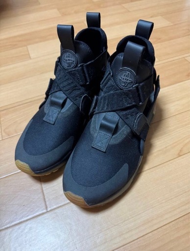 NIKE ナイキ　エアハラチシティ 24.5cm