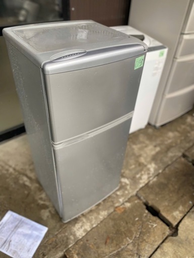 NO C159?福岡市内配送設置無料✨?AQR-111F-S 冷蔵庫 アーバンシルバー [109L /2ドア /右開きタイプ]