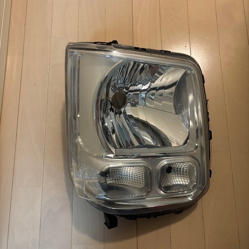 エヴリィワゴンda17w ヘッドライトユニット　中古品