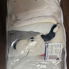 ベビーベッド用布団セット＆おむつ替え用マットの画像