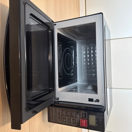 ニトリフラット電子レンジEM 520X BK

