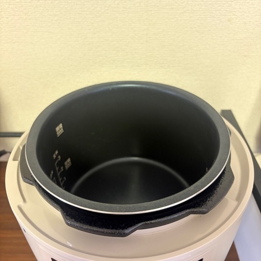 (取引予定者が確定した ）【美品】siroca 電気圧力鍋 おうちシェフ PRO Pタイプ（SP-2DP251）付属品・箱・説明書あり