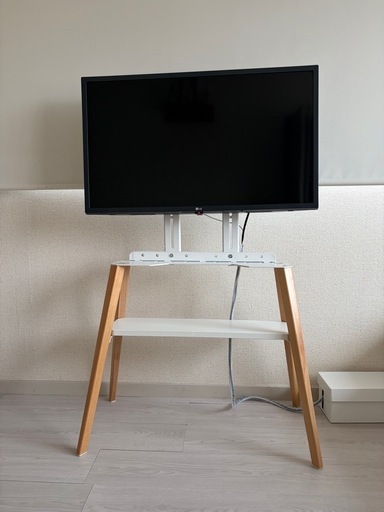 テレビスタンドイーゼル型 (なが) 長町一丁目の収納家具《テレビ台》の 