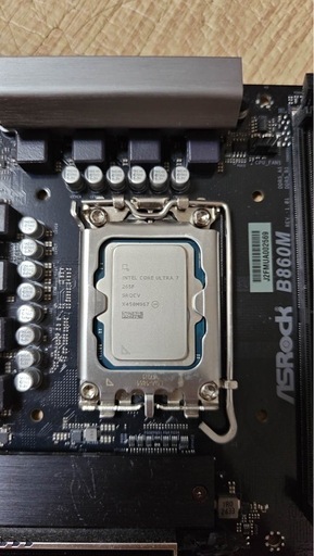 B850マーザボードとultra7 265f CPUセット