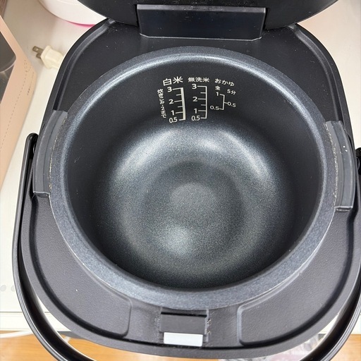 リユースのサカイ東金店 SHARP 炊飯器 24年製 3合 TJ20229