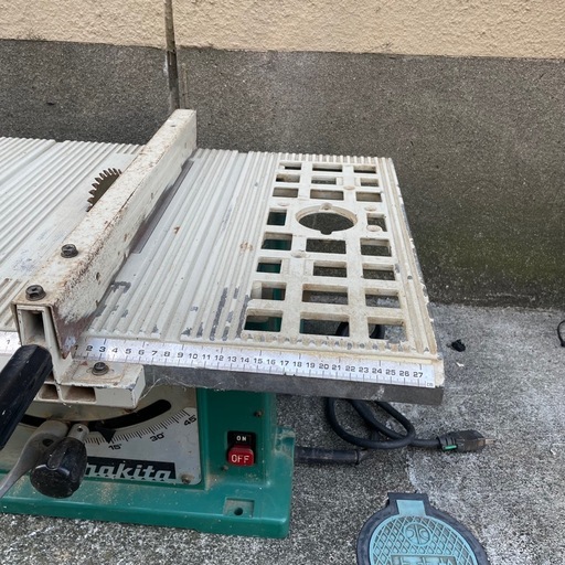 マキタ　マルノコ盤　2708 切断機
