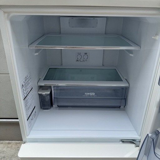 837⭐️送料取付無料★アクア　冷蔵庫　3ドア　大型　自動製氷　200L〜300L 837⭐️送料取付無料☆アクア 冷蔵庫 3ドア 大型 自動製氷 200L〜300L