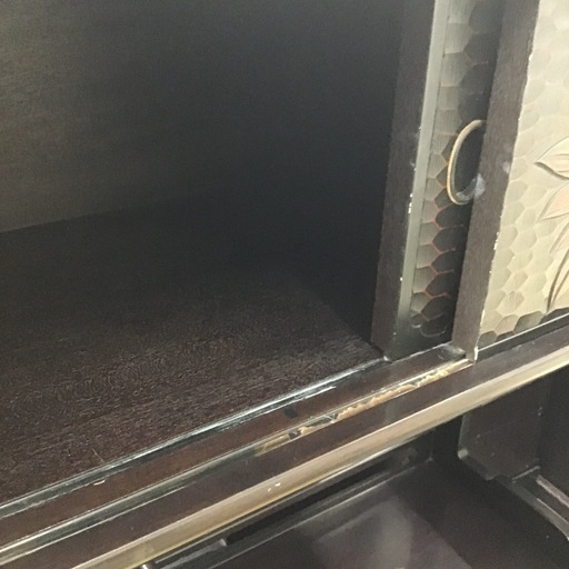 飾り棚　骨董調