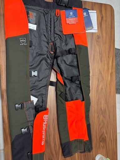 【新品】ハスクバーナ チャップス ファンクショナル