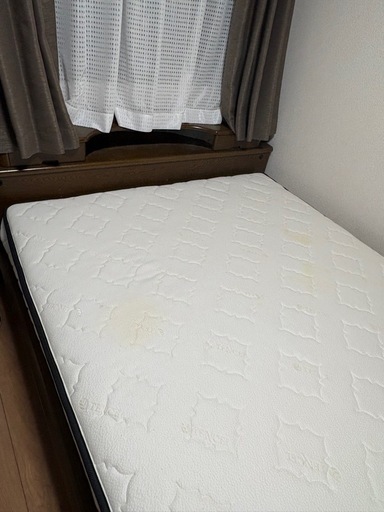 ベット　　セミダブル