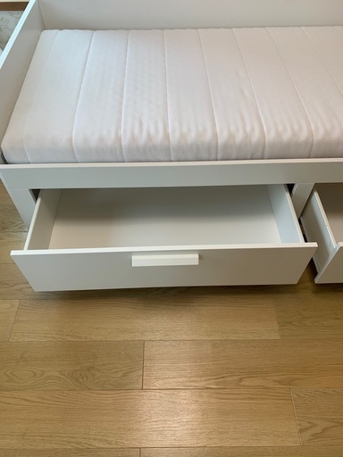 IKEA テイ
ベット