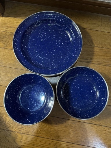 ホーローの食器 (みどりねこ) 金町の食器《その他》の中古あげます