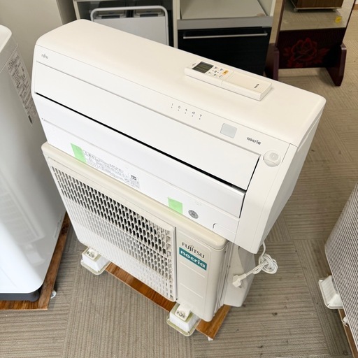 【超美品‼️】定価14万♪ 高級機種 富士通 2022年製 6畳用エアコン フィルター自動お掃除 人感センサー 100V/2.2kw