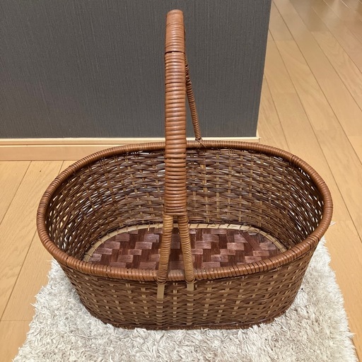 市内ならお近くまでお届け可能✨️ラタンバスケット 籐かご 大型