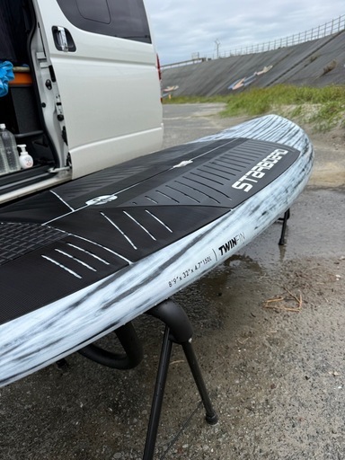 starboard 
TWIN FIN 8'9”X32” 150L LS 