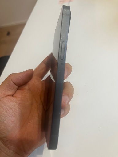 iPhone 13　128GB残債なしSIMロックなし