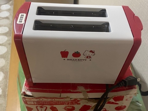 ハローキティのポップアップトースター DPT-0702です。 (毫厘之差) 東