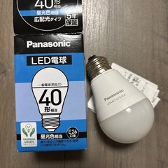 パナソニックLED電球　40形　E26  昼光色の画像