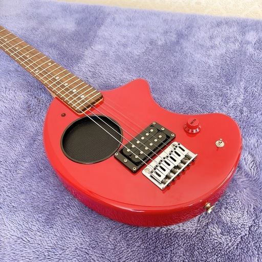 FERNANDES 赤 エレキギター スピーカー搭載 Fernandes ZO-3 レッド スピーカー内蔵ミニエレキギター (ちー) 浦添