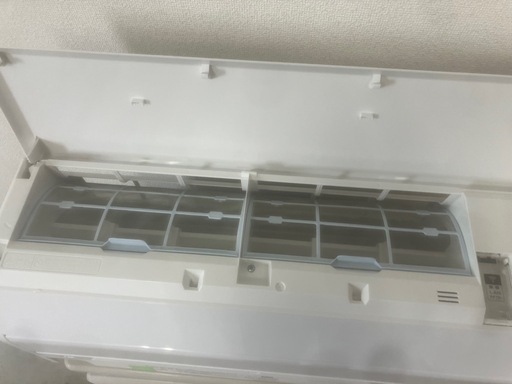?【美品】10-12畳用 2023年製 FUJITSU ルームエアコン
