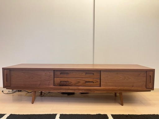 ヴィルト　テレビ台