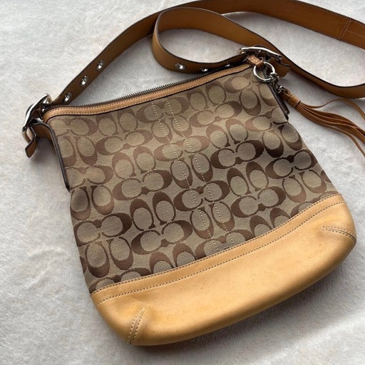 COACHショルダーバッグ ブラウン