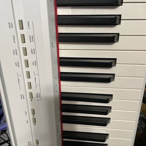 YAMAHA P-105