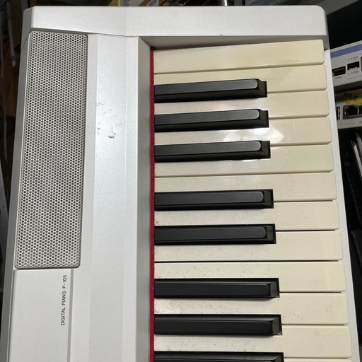 YAMAHA P-105