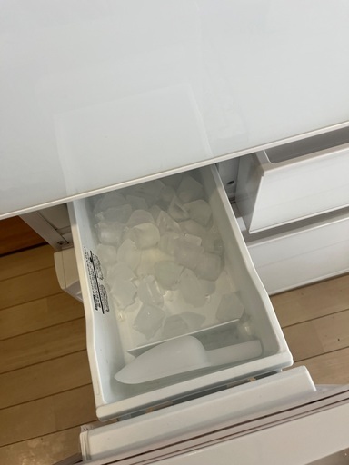 【7/25限定・極美品】東芝 TOSHIBA 大型冷蔵庫 20,000円（ホワイトガラスドア・自動製氷）