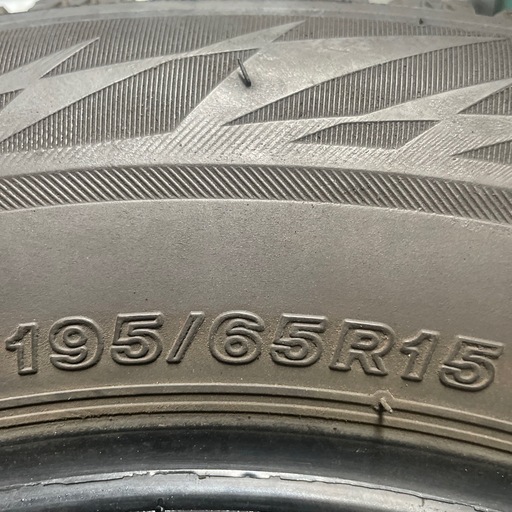 195/65R15 BRIDGESTONE スタッドレスタイヤ4本