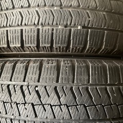195/65R15 BRIDGESTONE スタッドレスタイヤ4本の画像