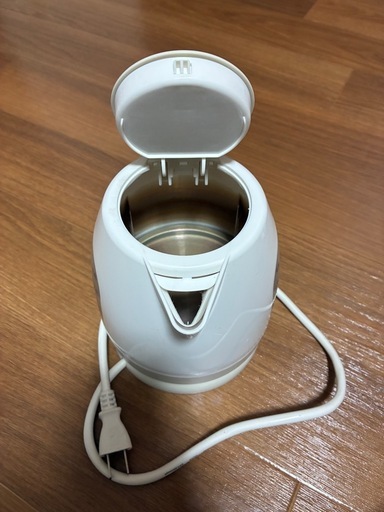 電気ケトル (マロン) 内原のキッチン家電《電気ポット》の中古あげます 