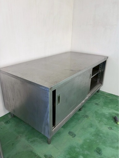 業務用ステンレス作業台　扉付き ステンレス 調理台 業務用作業台 引き出し付き3つ 中古品 ステンレス 