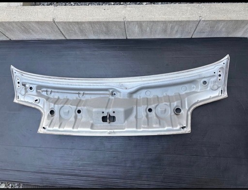 良品❗️ハイゼットカーゴ ボンネット シルバーS28