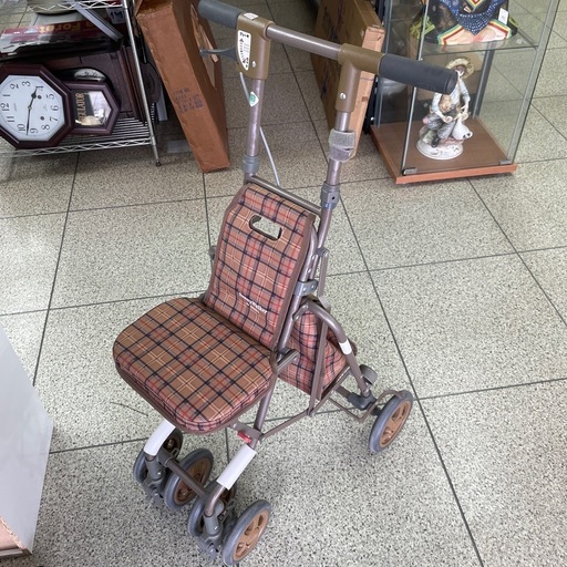 シルバーカーが入荷しました‼️