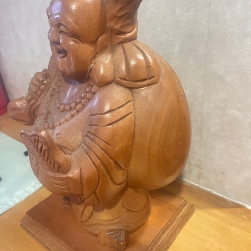 美品　布袋様 木彫り 置物 七福神 開運 商売繁盛 彫刻 台付き　大きめ