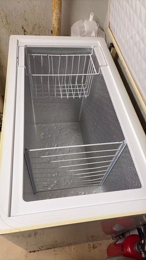 業務冷凍庫  冷凍ストッカー 大容量210L  動作確認済み 店舗閉店のため