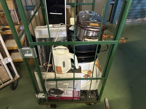 家電まとめ売り　一点一律700円　