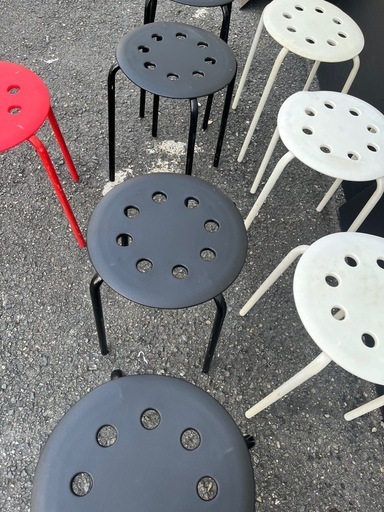 IKEA スツール 8脚セット ホワイト レッド　ブラック　厨房大阪