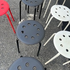 IKEA スツール 8脚セット ホワイト レッド　ブラック　厨房大阪の画像