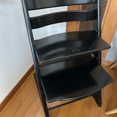 ストッケトリップトラップ黒ベビーチェア (leco) 安部山公園のキッズ 