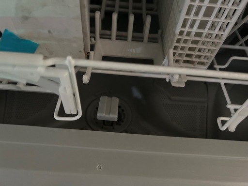 食器洗い乾燥機　パナソニック　NP-TH4-W  2021年