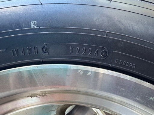 ジムニー JB23 185/85R16 バリ山24年製造タイヤ　4本セット
