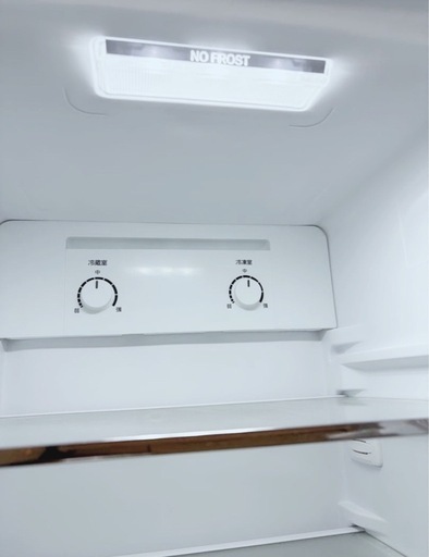 (送料無料) 2023年 極美品 148L 冷蔵庫 2年使用 オシャレ感溢れるステンレス製ドア ⑧