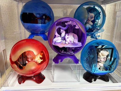 【引き取り限定】POPMART まとめ売り　フィギュアケース付き