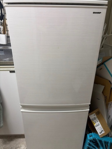 譲ります】SHARP冷蔵庫 (はる) 西荻窪のキッチン家電《冷蔵庫》の中古 