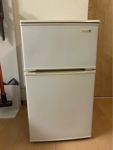 美品YAMADA 冷蔵庫 90L YRZ-C09B1 ホワイト (H-Style) 四条畷の 