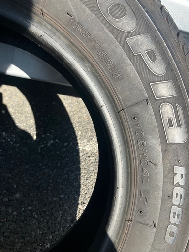 ブリヂストン [1本] ECOPIA R710 185/75R15 106/104N 価格比較 - 価格.com 引き取り限定！ブリジストン　エコピア　185/75R15 106/104L LT 2本