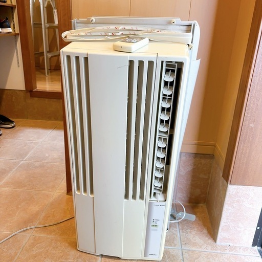 現状品／コロナPURE WIND窓用エアコン冷房専用リモコン・取付枠付